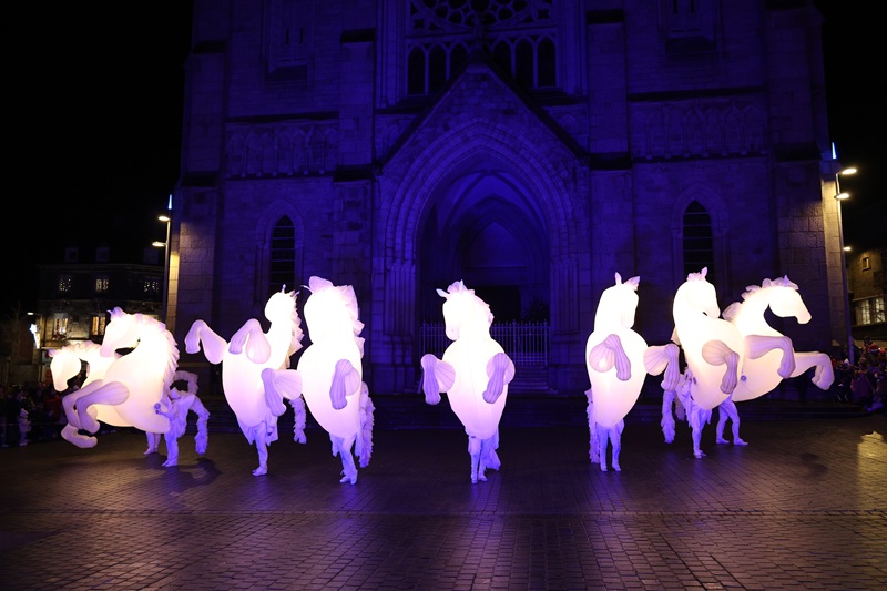 Parade lumineuse 2024 à Flers