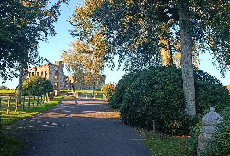 Cerisy – entrée mont (1) (1)